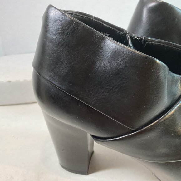 Dockers Zippered Faux Leather Block Heel Ankle Boots 11M - Picture 2 of 13